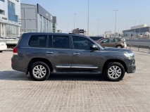 للبيع تويوتا Land Cruiser  2018