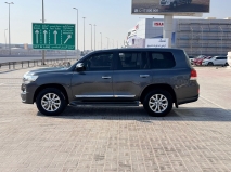 للبيع تويوتا Land Cruiser  2018