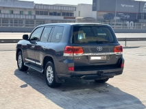 للبيع تويوتا Land Cruiser  2018