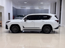 للبيع لكزس LX 2025