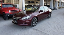 للبيع هوندا Accord 2012
