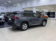 للبيع تويوتا RAV4 2020