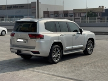 للبيع تويوتا Land Cruiser  2024