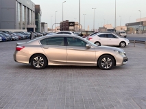 للبيع هوندا Accord 2016