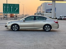 للبيع هوندا Accord 2016
