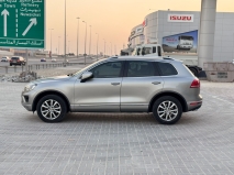 للبيع فولكس واجن touareg 2016