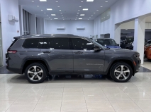 للبيع جيب Grand Cherokee 2023