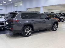 للبيع جيب Grand Cherokee 2023