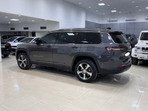 للبيع جيب Grand Cherokee 2023