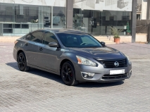 للبيع نيسان Altima 2016