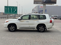 للبيع تويوتا Land Cruiser  2014