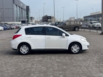 للبيع نيسان Tidda 2012