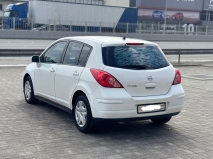 للبيع نيسان Tidda 2012