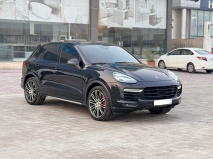 للبيع بورش Cayenne turbo 2015