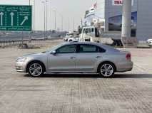 للبيع فولكس واجن Passat  2014 item thumb 4