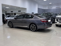 للبيع هوندا Accord 2017 item thumb 7