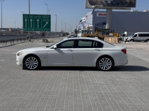 للبيع بي ام دبليو 740 2011
