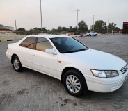 للبيع تويوتا camry 1999