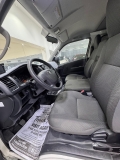 للبيع تويوتا Hiace 2024