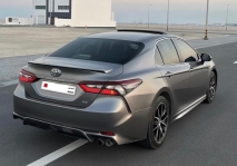 للبيع تويوتا camry 2024