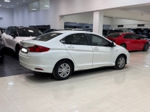 للبيع هوندا المدينة 2016