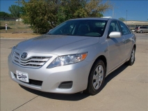 للبيع تويوتا camry 2011