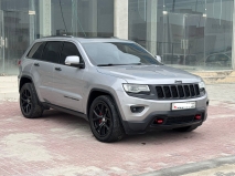 للبيع جيب Grand Cherokee 2015