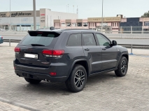 للبيع جيب Grand Cherokee 2018