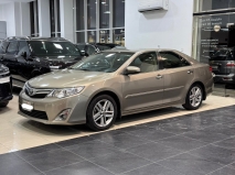 للبيع تويوتا camry 2015