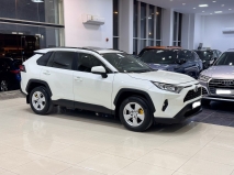 للبيع تويوتا RAV4 2019