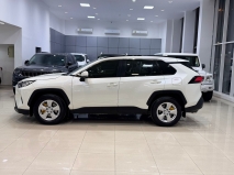 للبيع تويوتا RAV4 2019