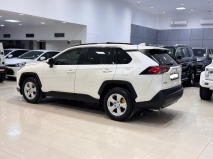 للبيع تويوتا RAV4 2019