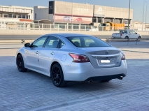 للبيع نيسان Altima 2013