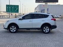 للبيع تويوتا RAV4 2014