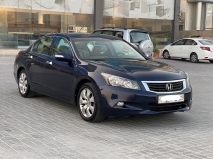 للبيع هوندا Accord 2010