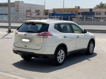 للبيع نيسان Xtrail 2015