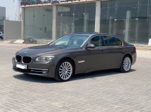 للبيع بي ام دبليو 7 Series 2014