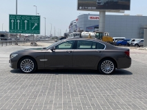 للبيع بي ام دبليو 7 Series 2014
