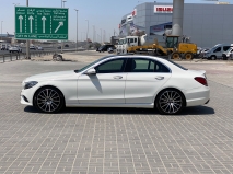 للبيع مرسيديس C class 2019