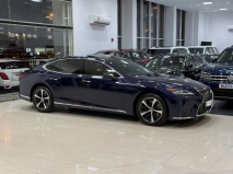 للبيع لكزس LS 2026