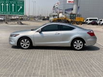 للبيع هوندا Accord 2009