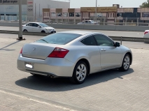 للبيع هوندا Accord 2009