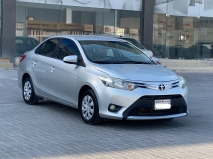 للبيع تويوتا Yaris 2015