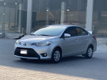 للبيع تويوتا Yaris 2015