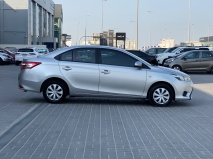 للبيع تويوتا Yaris 2015