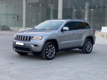 للبيع جيب Grand Cherokee 2018