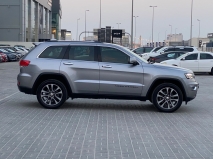 للبيع جيب Grand Cherokee 2018