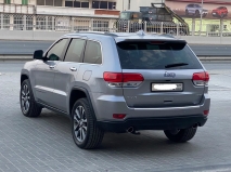 للبيع جيب Grand Cherokee 2018