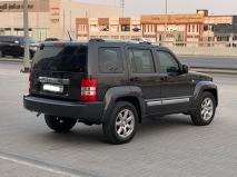 للبيع جيب Cherokee 2010