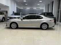 للبيع تويوتا camry 2019